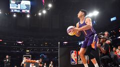 February 17, 2018; Los Angeles, CA, USA; Phoenix Suns guard Devin Booker (1) shoots during the three point contest at Staples Center. Mandatory Credit: Bob Donnan-USA TODAY Sports