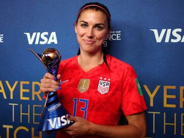 Estados Unidos demostr&oacute; porque es el campe&oacute;n del mundo y m&aacute;ximo favorito a llevarse el t&iacute;tulo en Francia. Alex Morgan fue la gran figura con cinco anotaciones. 