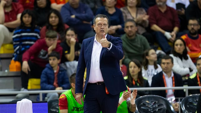 Jesús Velasco revoluciona su lista para los partidos ante Inglaterra y Suiza