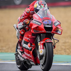 Ducati: "El 'holeshot' no está encima de la mesa de la MSMA"