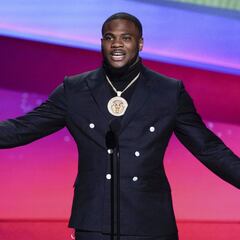 Micah Parsons es nombrado Novato Defensivo del Año