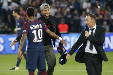 Stephen Curry y Neymar.