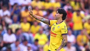 Victor Davila celebrates his goal 3-0 of America during the 17th round match between America and Mazatlan FC as part of the Liga BBVA MX, Torneo Clausura 2025 at Ciudad de los Deportes Stadium, on April 19, 2025 in Mexico City, Mexico.