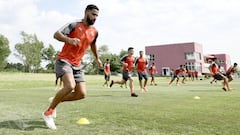 Barco no se presenta con el Rojo y Holan le dejará salir del club