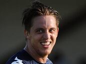 Nicki Bille, ex de Villarreal y Rayo, recibió un disparo en un posible homicidio involuntario