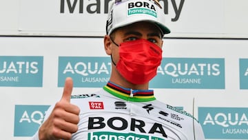 Peter Sagan celebra su victoria en la segunda etapa del Tour de Romand&iacute;a.
