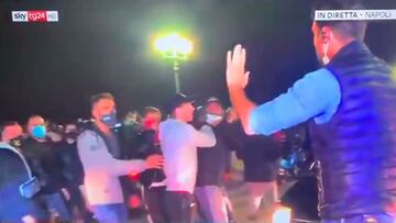 Italia arde por el toque de queda: el periodista deportivo m¨¢s famoso de all¨ª pide solidaridad por este v¨ªdeo
