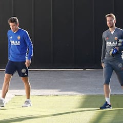 Las claves del trueque
bajo palos entre Cillessen y Neto