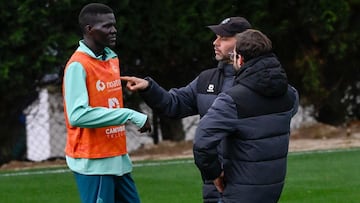 Maguette Gueye y José Alberto, del Racing.