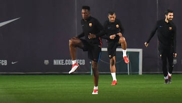 Yerry Mina, en un entrenamiento del Barça.