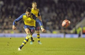 Alexis S&aacute;nchez brilla hoy en el Arsenal ingl&eacute;s, tras su paso por el Barcelona.