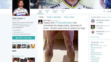 Peter Sagan aprovecha la cancelación para depilarse