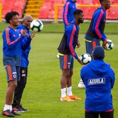 El último entreno de Colombia en El Campín antes de viajar a Lima