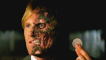 Aaron Eckhart Dos Caras