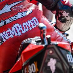 Dovizioso tira de ironía y no sólo por lo de 'desempleado'