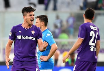 Tres muy buenas temporadas en Italia, primero en el Genoa y desde el año pasado en la Fiorentina, ha hecho muchos goles en la Serie A y le llegó la oportunidad de la selección en este doble primer compromiso de Scaloni. Marcó incluso ante Guatemala.