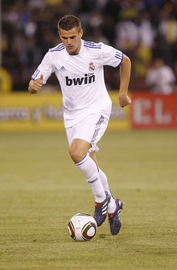 En el 2010, en su debut con el Real Madrid.