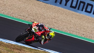 Bautista, el m¨¢s r¨¢pido en Jerez y Yamaha dio un paso adelante