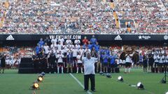 13/08/16 PRESENTACION OFICIAL DEL VALENCIA CF - 
 EN EL ESTADIO DE MESTALLA
 GRUPO ESPA&Ntilde;ETA
 PUBLICADA 14/08/16 NA MA11 1COL