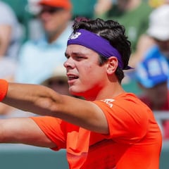 Raonic se retira por lesión y se despeja el camino de Nadal