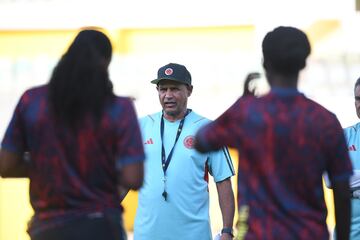 La Selección Colombia Femenina tuvo su primera práctica pensando en las semifinales del Mundial Sub 17 ante Nigeria, el próximo miércoles.