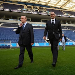 Nuevo lío en el Oporto: tiene en nómina a una vidente por 15.000 euros mensuales