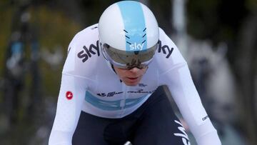 El ciclista brit&aacute;nico del Sky Christopher Froome en acci&oacute;n durante la s&eacute;ptima y &uacute;ltima etapa de la Tirreno Adri&aacute;tico, una contrarreloj de 10 kil&oacute;metros disputada en San Benedetto del Tronto, Italia.