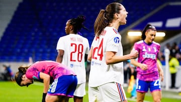 Melvine MALARD of Lyon and Signe BRUUN of Lyon during the UEFA Womens Champions League match between Lyon and Juventus at Groupama Stadium on December 21, 2022 in Lyon, France. (Photo by Sandra Ruhaut/Icon Sport via Getty Images)