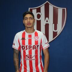 Bryan Castrillón deja al DIM: A préstamo a Unión de Santa Fe