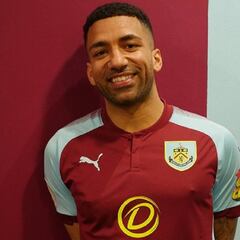 Aaron Lennon deja el Everton y ficha por el Burnley