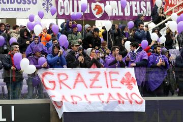 El sobrecogedor homenaje de la afición de la Fiorentina a Astori