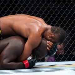 Almeida finaliza en menos de cuatro minutos