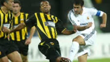 <b>FAVORITO.</B> Raúl sigue acaparando opiniones favorables de cara al Balón de Oro