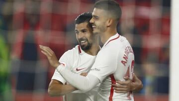 El Sevilla pasa sufriendo por su falta de punter¨ªa