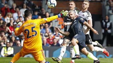 El City no falla en Craven Cottage y presiona al Liverpool