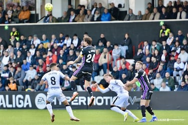 Chuki destroza al Ceuta a base de diabluras