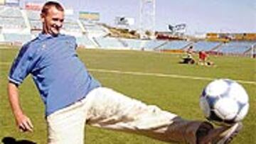 <B>PRESENTACIÓN</B>. Craioveanu fichó por dos temporadas.