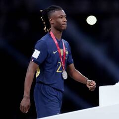 Aprobados y suspensos de Francia: colosal Mbappé y señalado Dembélé