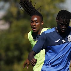 El Fuenlabrada negocia renovar a Clavería, Ciss y Femenías