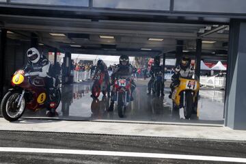 Tercera edici車n de la reuni車n y exhibici車n de autom車viles cl芍sicos en el circuito del Jarama