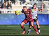 Partido de Liga Hypermotion entre el Burgos CF y el CD Leganés.
Atienza del Burgos y Dani Rodríguez del Leganés
31-01-2026 RICARDO ORDÓÑEZ