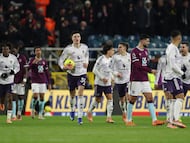 Benjamin Sesko scores twice but Man United are unable to give interim manager Darren Fletcher a first win against Burnley.