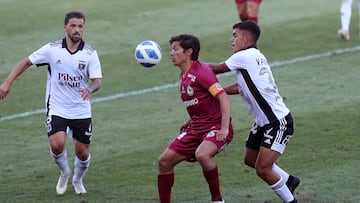 Futbol, Deportes La Serena vs Colo Colo
Segunda fecha, campeonato Planvital 2022
El jugador de La Serena Matias Fernandez, izquierda, disputa el baln con Vicente Pizarro de La Serena, durante el partido de primera division realizado en el estadio La Portada de La Serena, Chile.
13/02/2022
Hernan Contreras/Photosport
Football, Sports La Serena vs Colo Colo
Second date, Planvital 2022 championship
The player from La Serena Matias Fernandez, left, disputes the ball with Vicente Pizarro from La Serena, during the first division match held at the La Portada stadium in La Serena, Chile
13/02/2022
Hernan Contreras/Photosport