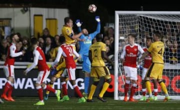 David Ospina clasificó a cuarta ronda de la FA Cup 