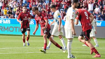 Bauzà celebra el único gol del Mirandés en el duelo ante el Deportivo.