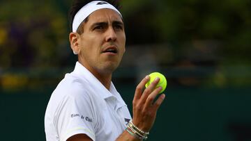 Tennis - Wimbledon - All England Lawn Tennis and Croquet Club, London, Britain - July 4, 2024 Chile's Alejandro Tabilo