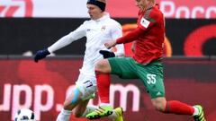 Oleksandr Zinchenko (izquierda), jugador del FK Ufa.