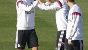 Sesión de recuperación con preocupación por James