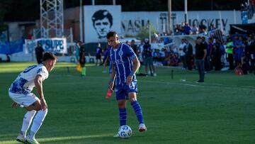 Llegó este año a Argentina desde Chile y es testigo de uno de los bochornos del año: “Tiene nuevo DT, pero el actual no sabe”
