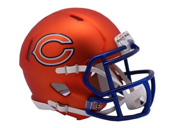 Casco alternativo de los Chicago Bears.